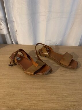 Steve Madden Brown Leather Slingback Flat Sandals